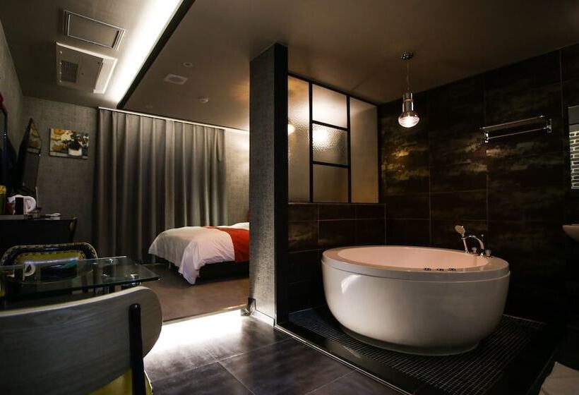 Yeoju Dubai Self Check In Motel