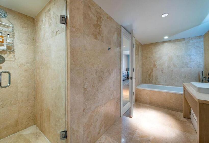 1 Hotel & Homes Miami Beach Oceanfront Residence Suites By Joe Semary