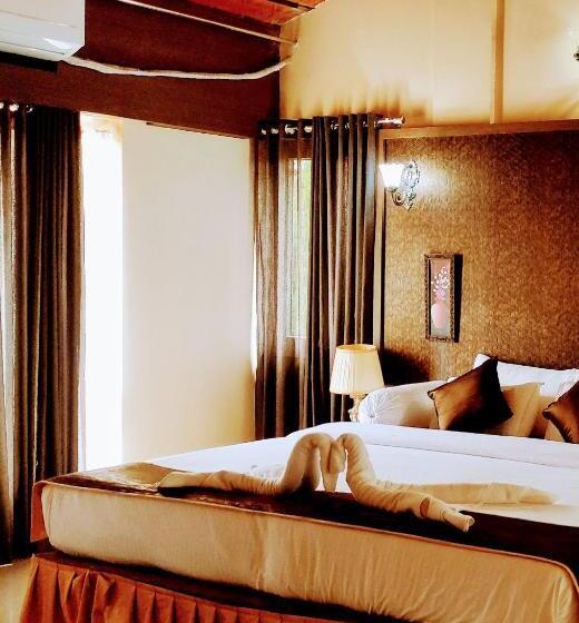 تختخواب و صبحانه Badami Heritage Resort