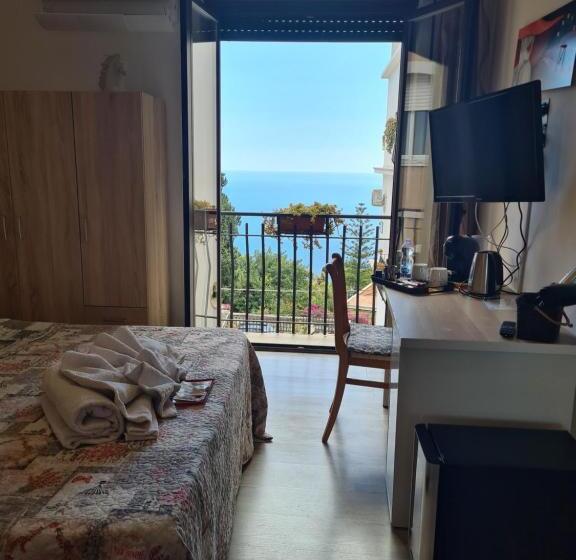 مبيت وإفطار Bella Taormina