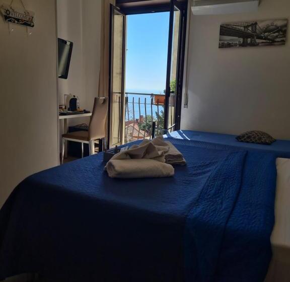 مبيت وإفطار Bella Taormina