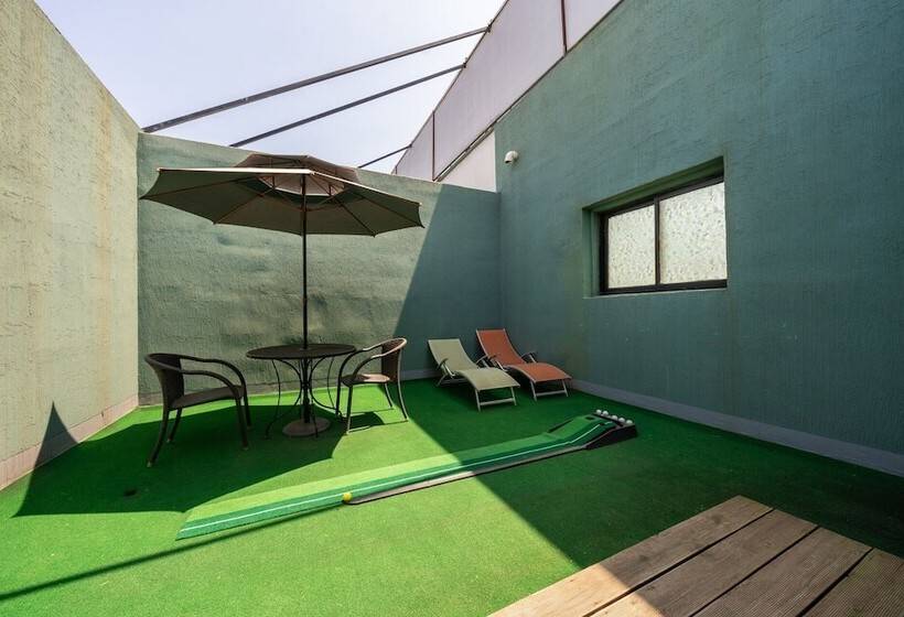 Gimpo Drive In Hotel Laboum