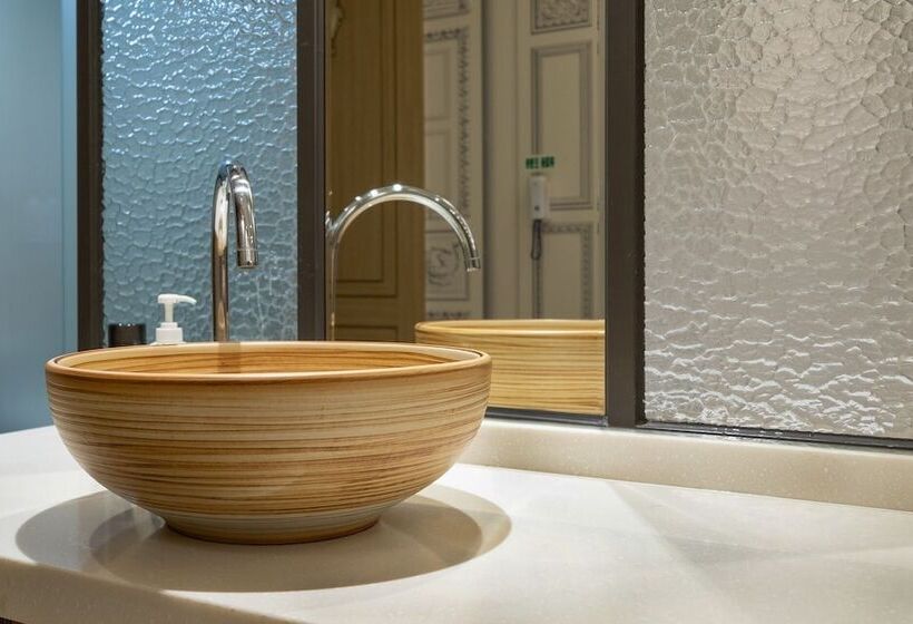 Gimpo Drive In Hotel Laboum