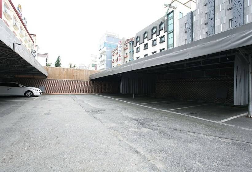 Gyeryong Hotel Venus