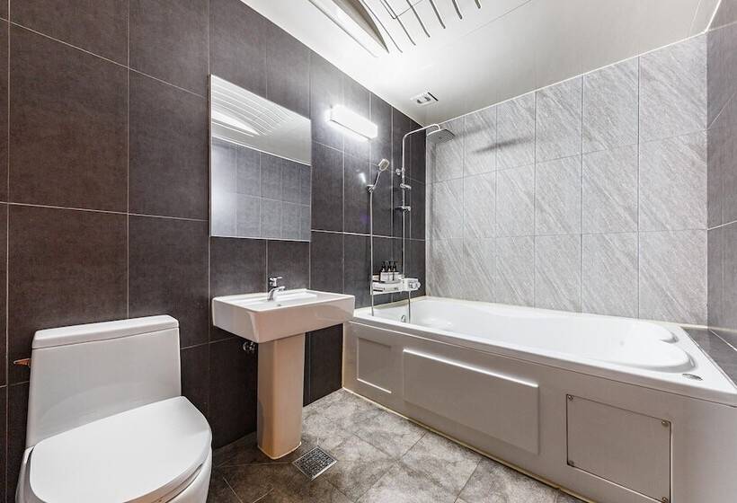 Gyeryong Hotel Venus