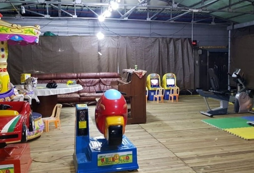 Hotel Boeun Glamping