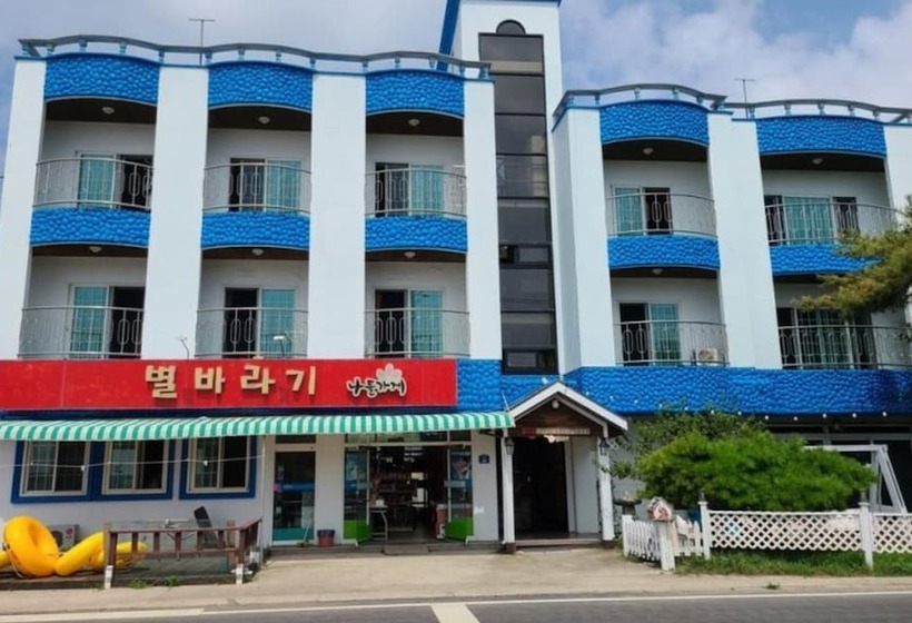 Отель Buan Byeol Baragi Pension