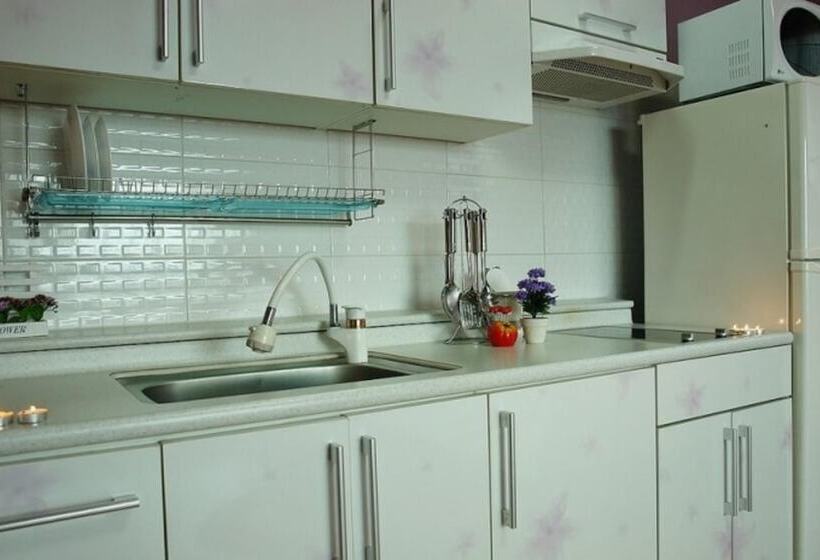 Отель Buan Byeol Baragi Pension