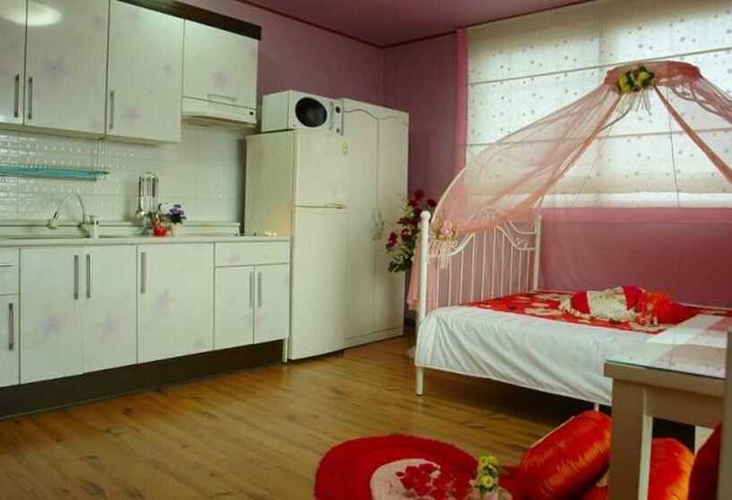 Отель Buan Byeol Baragi Pension