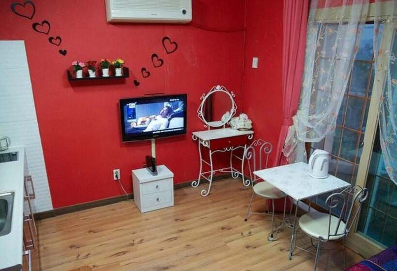 Отель Buan Byeol Baragi Pension