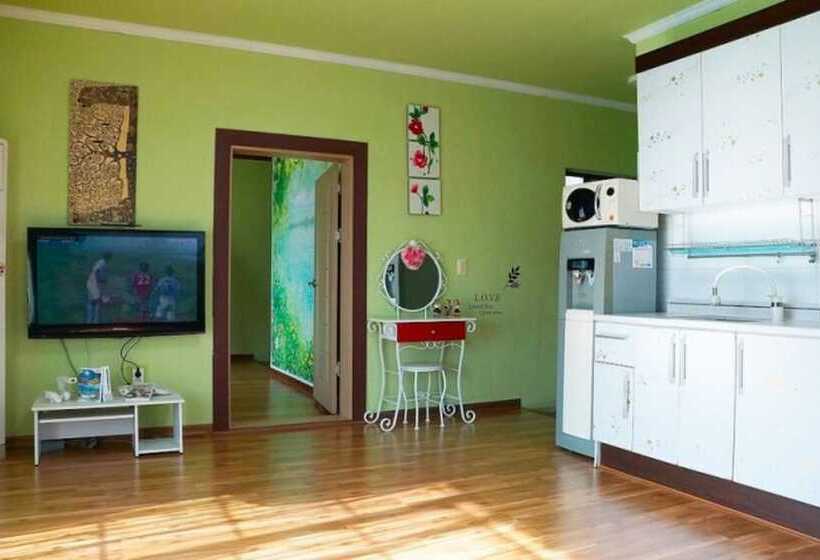 Отель Buan Byeol Baragi Pension