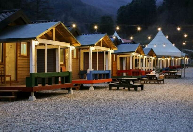 فندق Chuncheon Healing Camp Pension