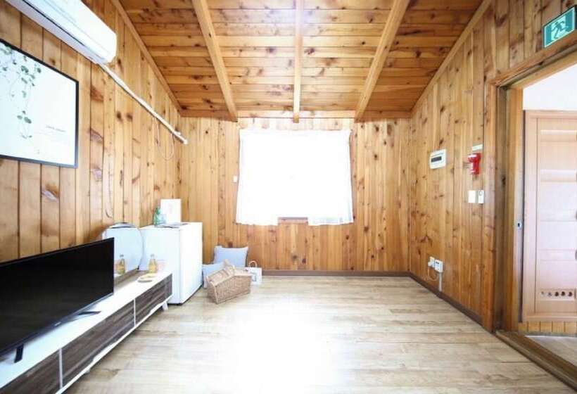 فندق Chuncheon Healing Camp Pension