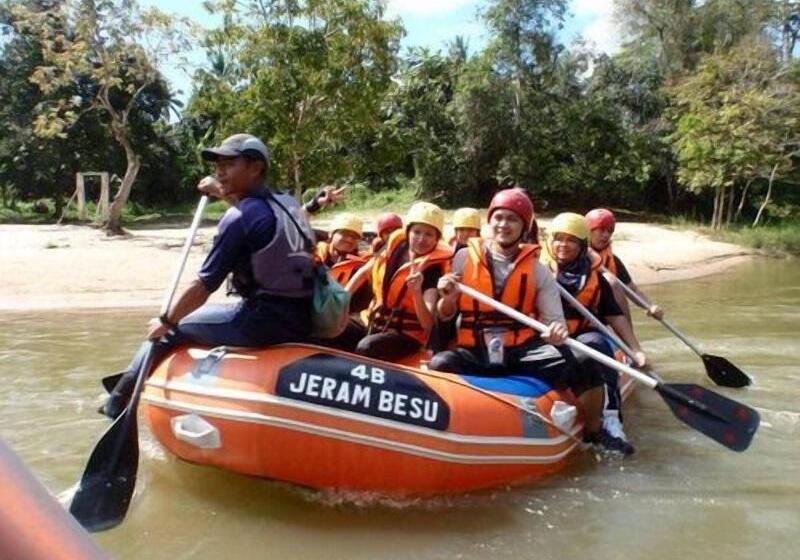 هتل Countryview Recreation Park & Resort