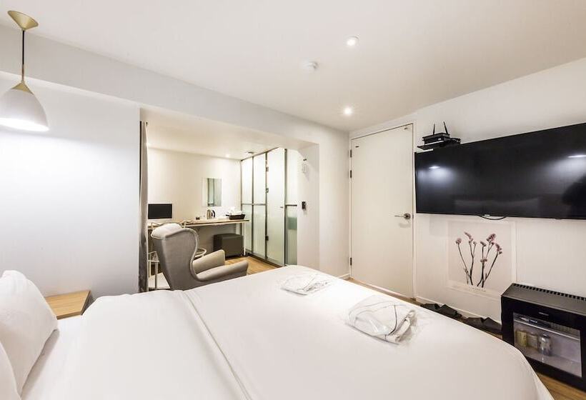 فندق Doksan Minimal Season