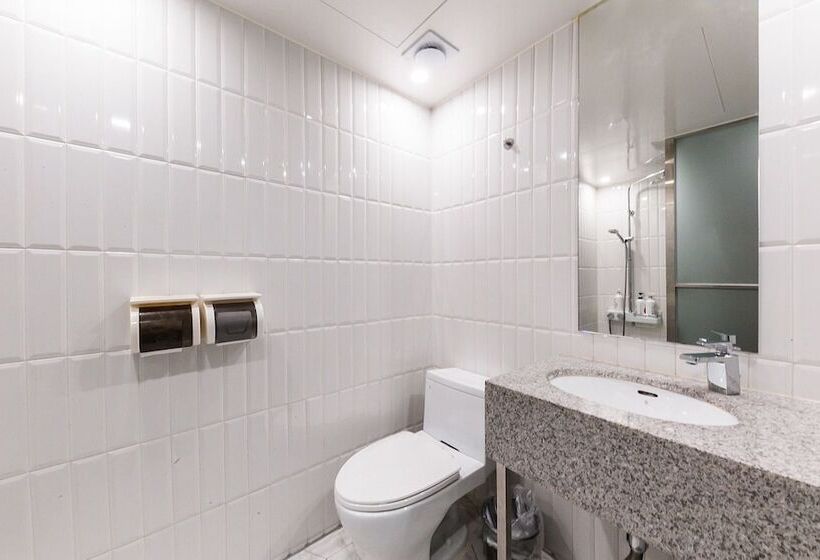 فندق Doksan Minimal Season