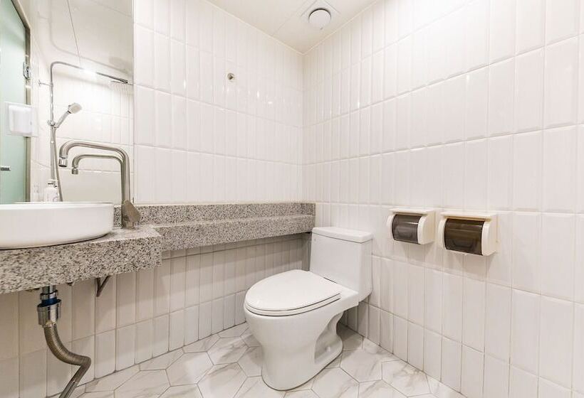 فندق Doksan Minimal Season