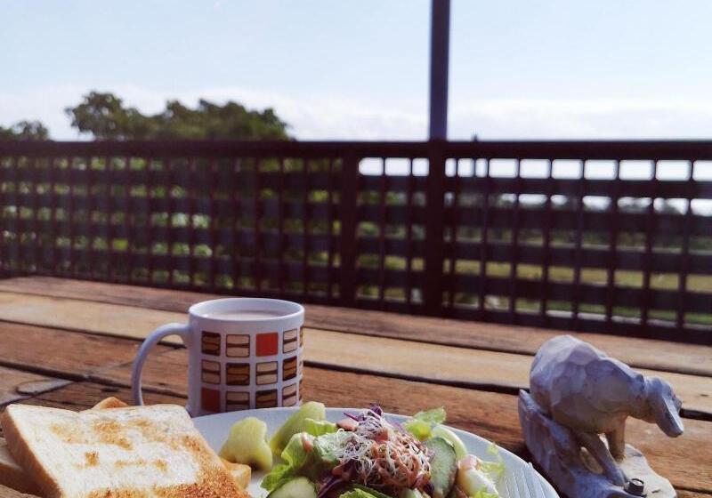 هتل Dulan Red House