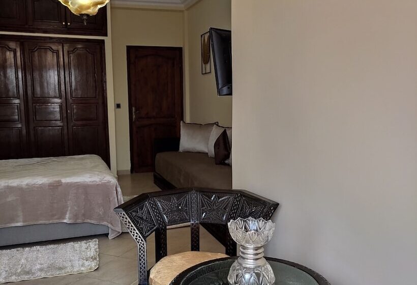 فندق Equi Palace & Spa