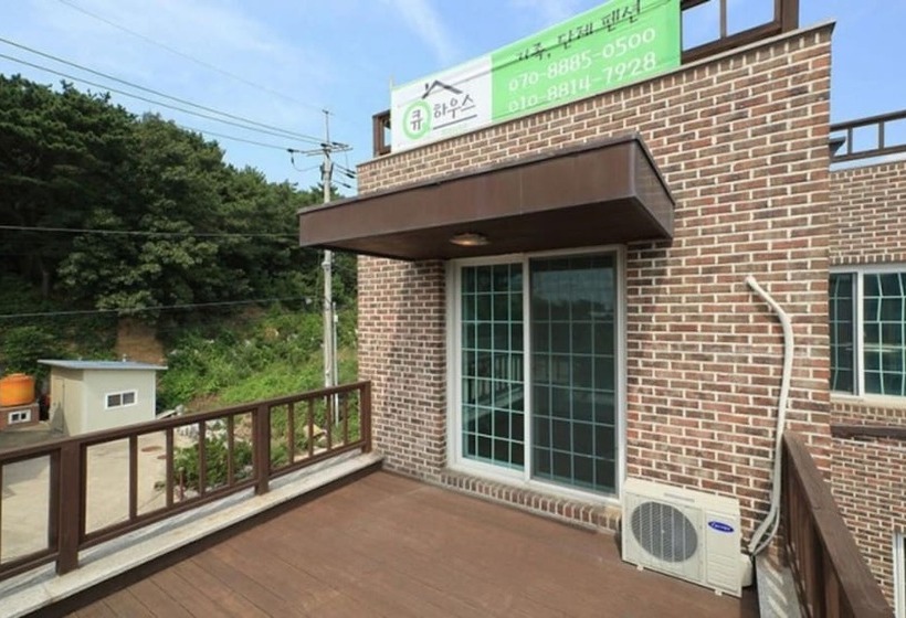 Отель Eulwangri Q House Pension