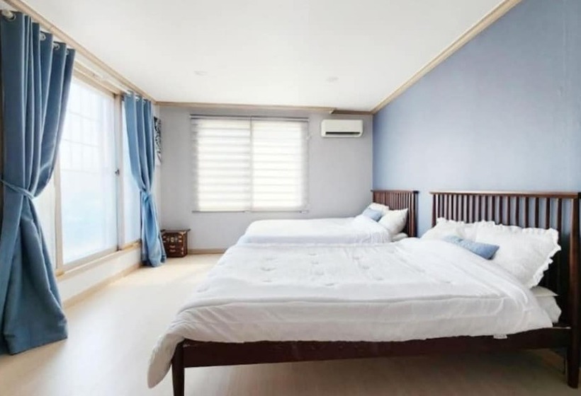 Отель Eulwangri Q House Pension