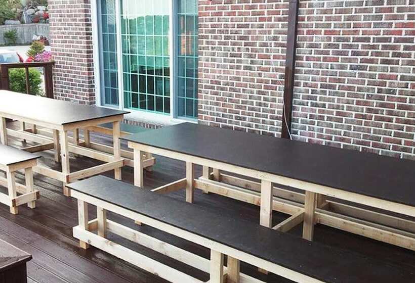 Отель Eulwangri Q House Pension