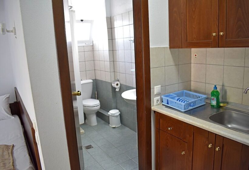 호텔 Galanis Studios And Apartments