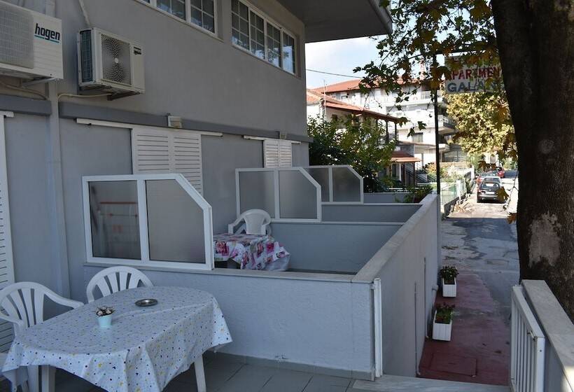 호텔 Galanis Studios And Apartments