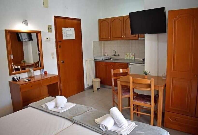 호텔 Galanis Studios And Apartments