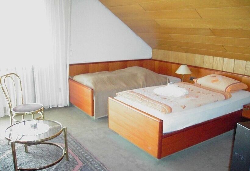 ホテル Garni Sebastian