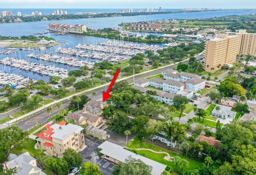 בית מלון כפרי Golden Magnolia Marina Resort