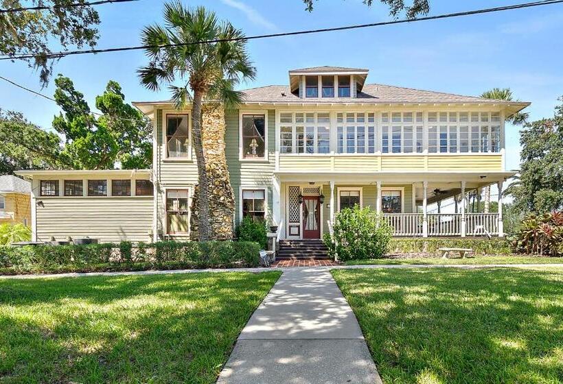 בית מלון כפרי Golden Magnolia Marina Resort