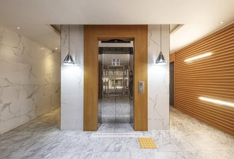 Hotel Gyeryong The Ace