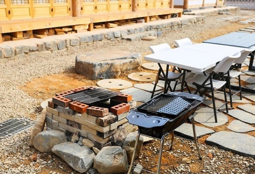 Отель Iksan Geummagwan Pension