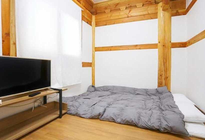 Отель Iksan Geummagwan Pension