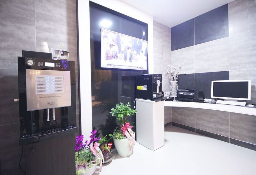 Отель Iksan Nabiya