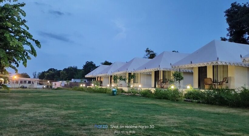 هتل Nature Resort