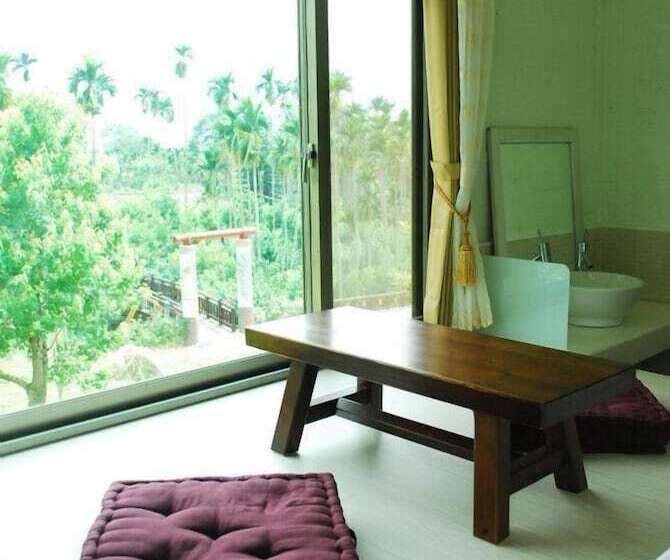 هتل Old Five Guesthouse