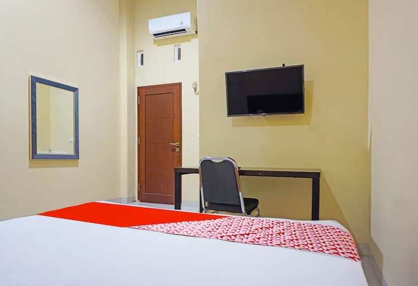 ホテル Oyo 91668 Homestay Anitha Syariah Makassar