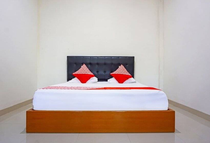 ホテル Oyo 91668 Homestay Anitha Syariah Makassar
