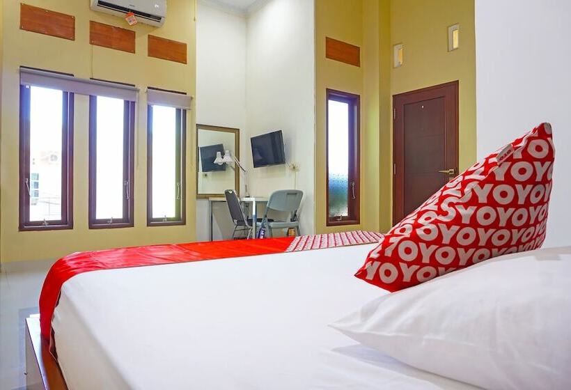 ホテル Oyo 91668 Homestay Anitha Syariah Makassar