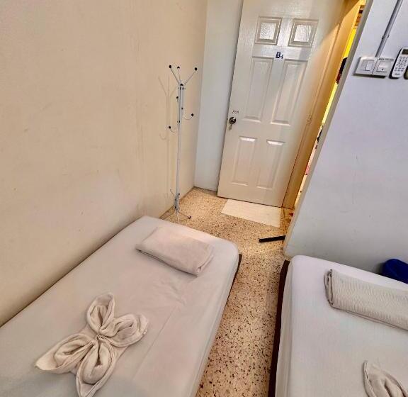 בית מלון כפרי Mac Inn 94