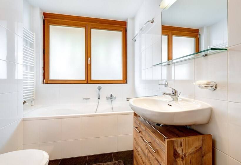 فندق Penthaus Panorama Blick