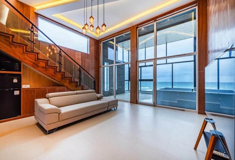 Отель Pohang Soyu Garden Pool Villa