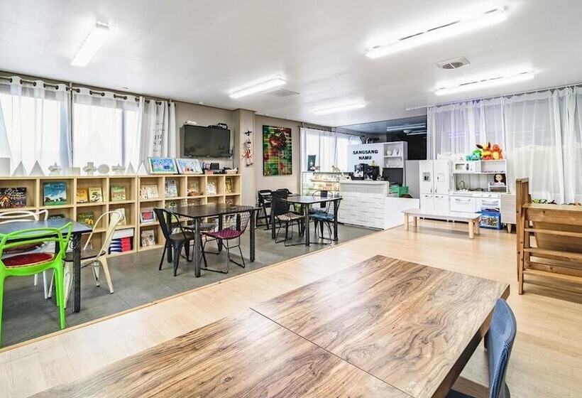 فندق Seogwipo Sangsangnamu Kiz Pension