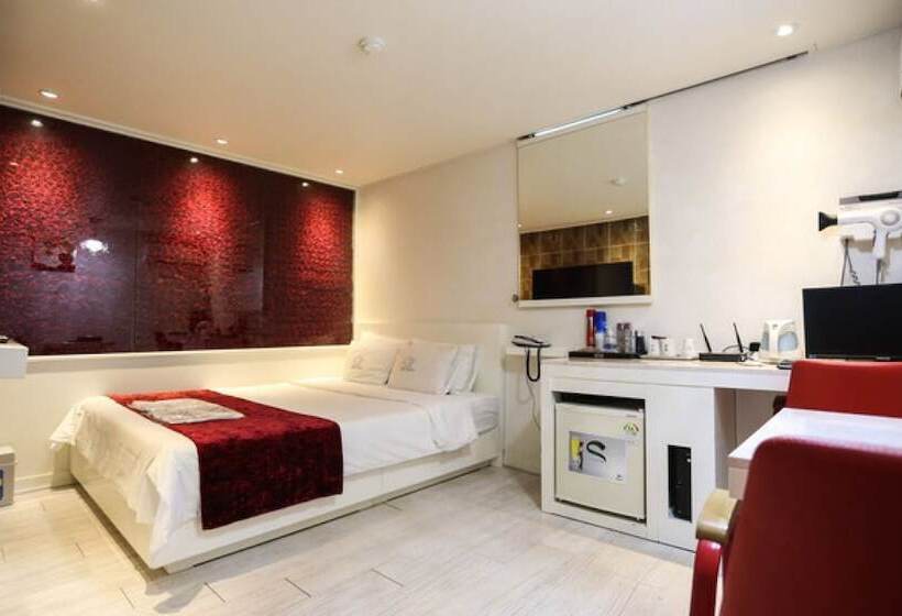 בית מלון כפרי Seongnam Lexy