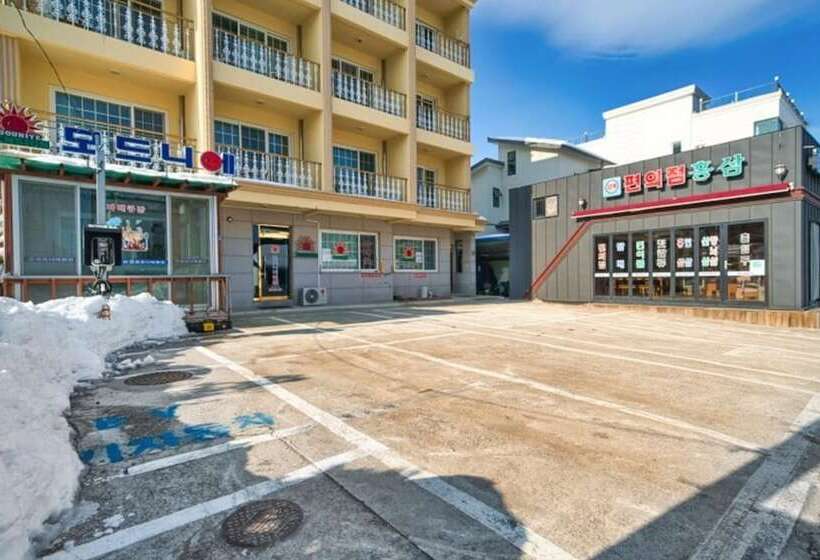 Отель Sokcho Scsantorini Pension