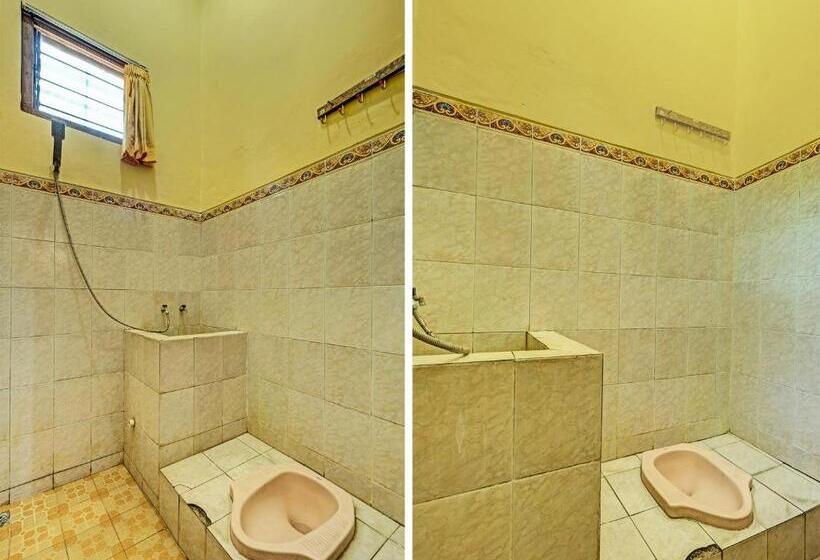 ホテル Spot On 91677 Citra Dewi 3