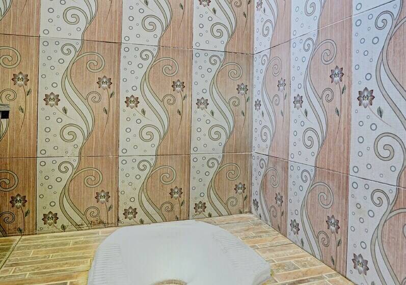 فندق Spot On 91716 Kost Yy Syariah