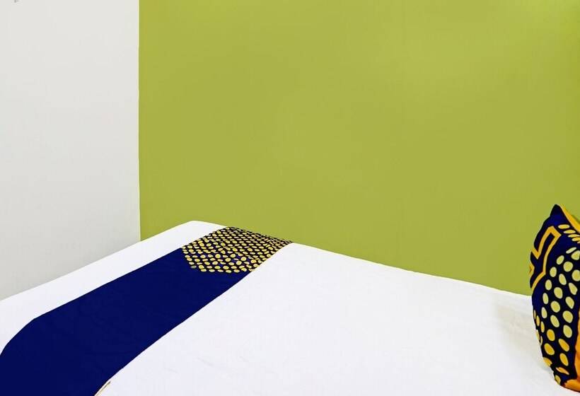 فندق Spot On 91716 Kost Yy Syariah